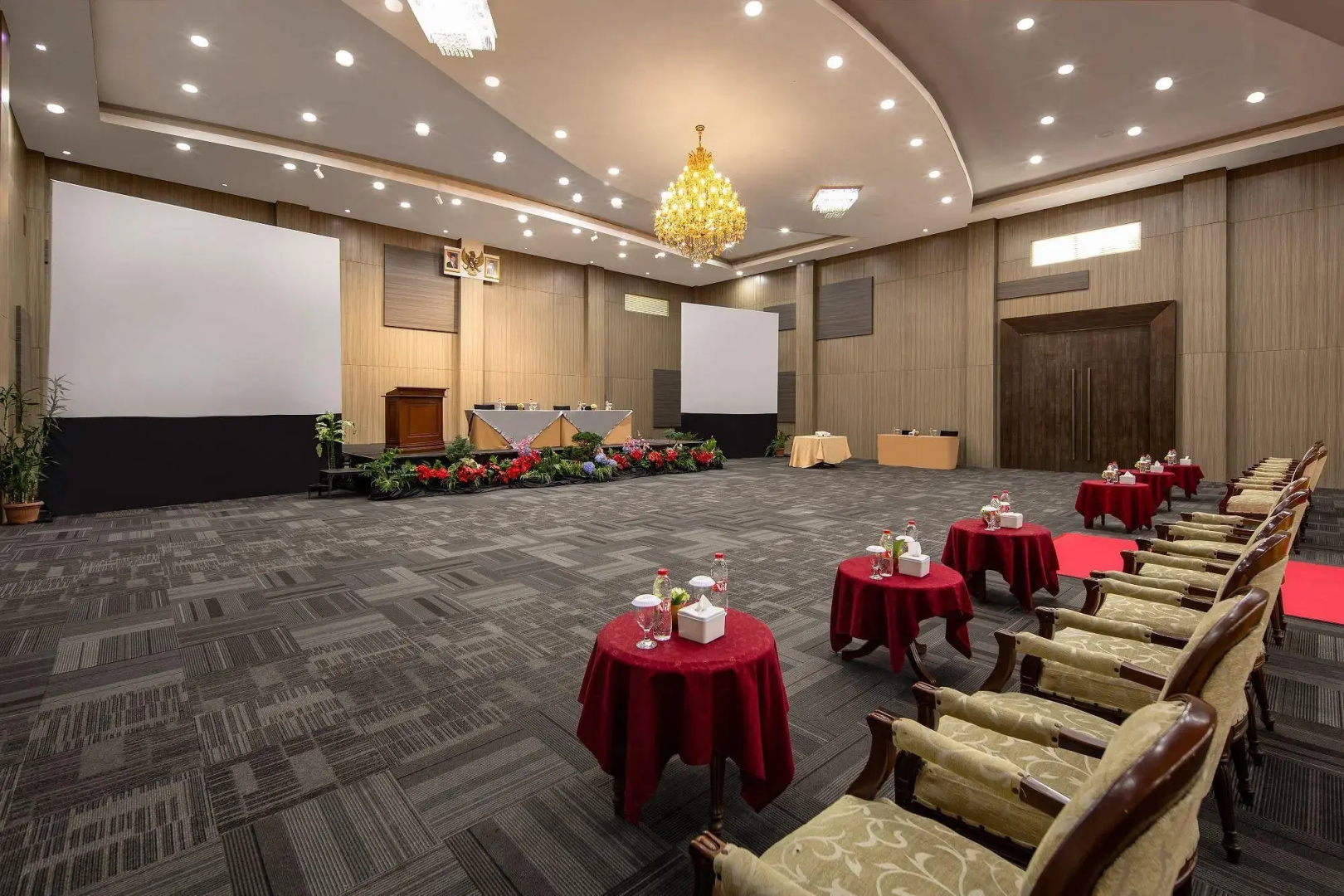 Sinabung Hills Resort