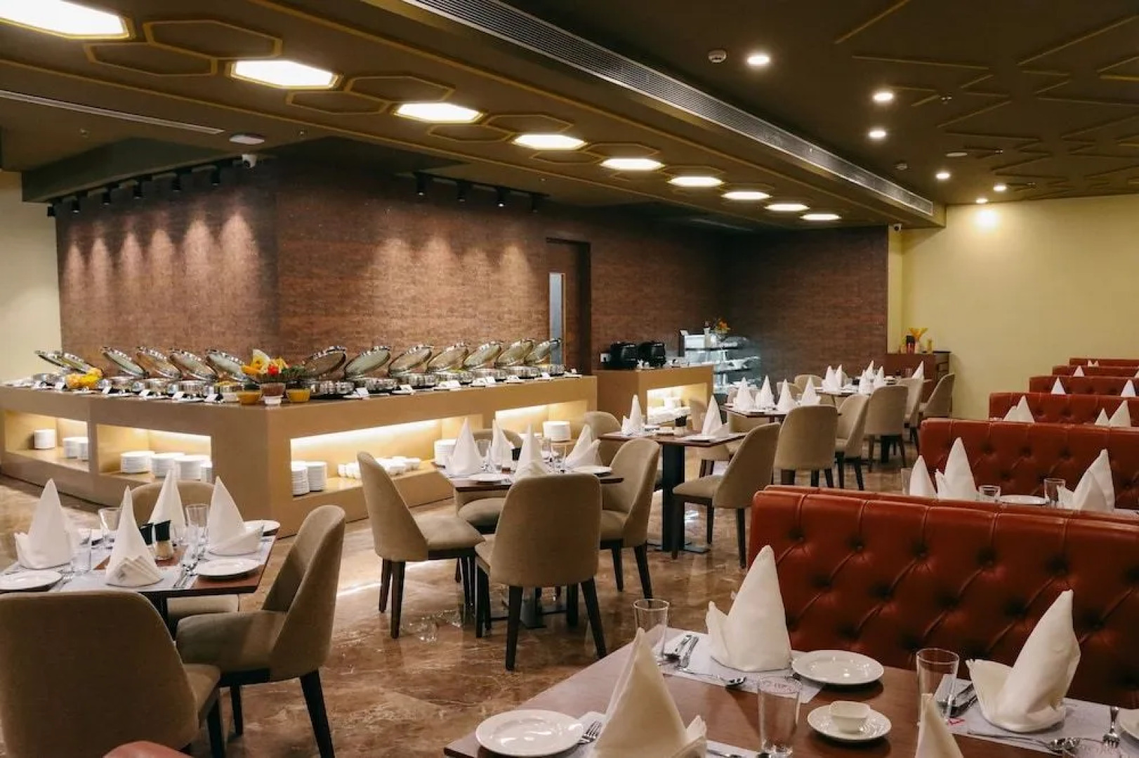 Playotel Premier Guna