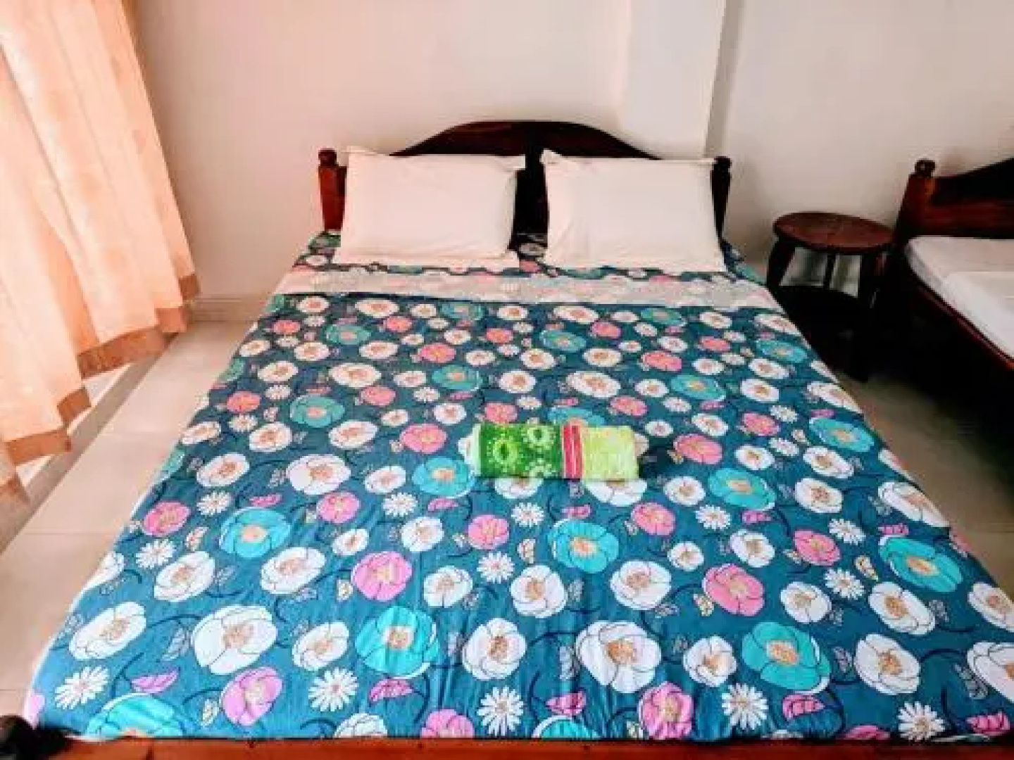 Sunrise Hotel
