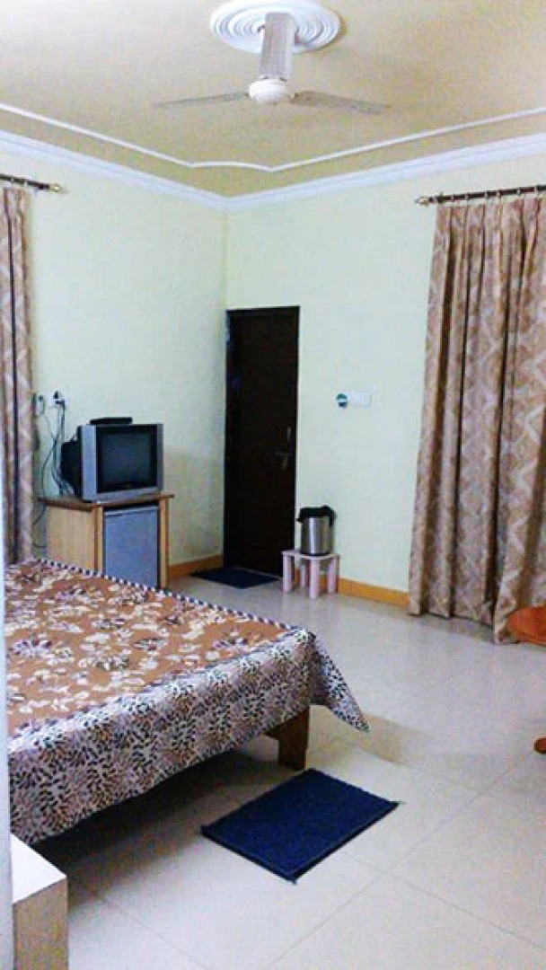 Hotel Kanishka