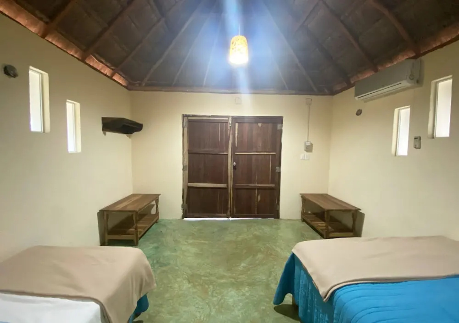 Mangrove King Fishing Lodge