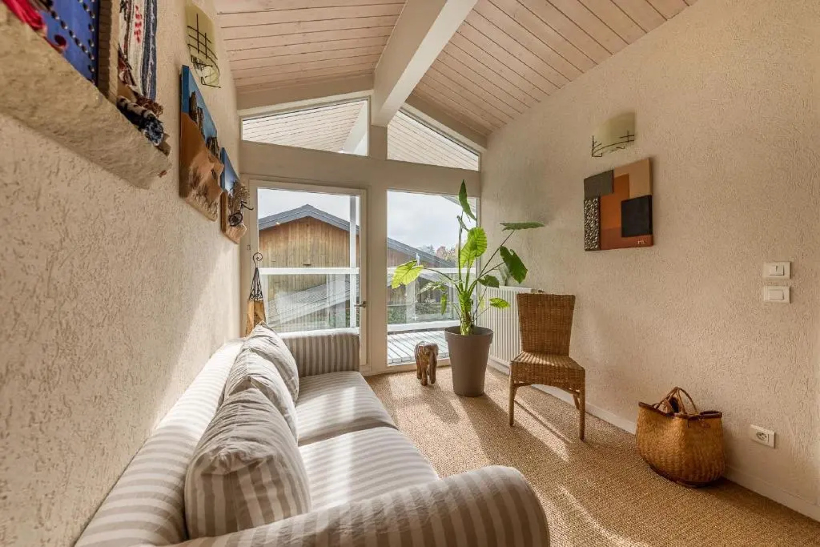 BREDANNAZ-Villa avec vue panoramique sur le lac 8pers by LocationlacAnnecy, LLA Selections