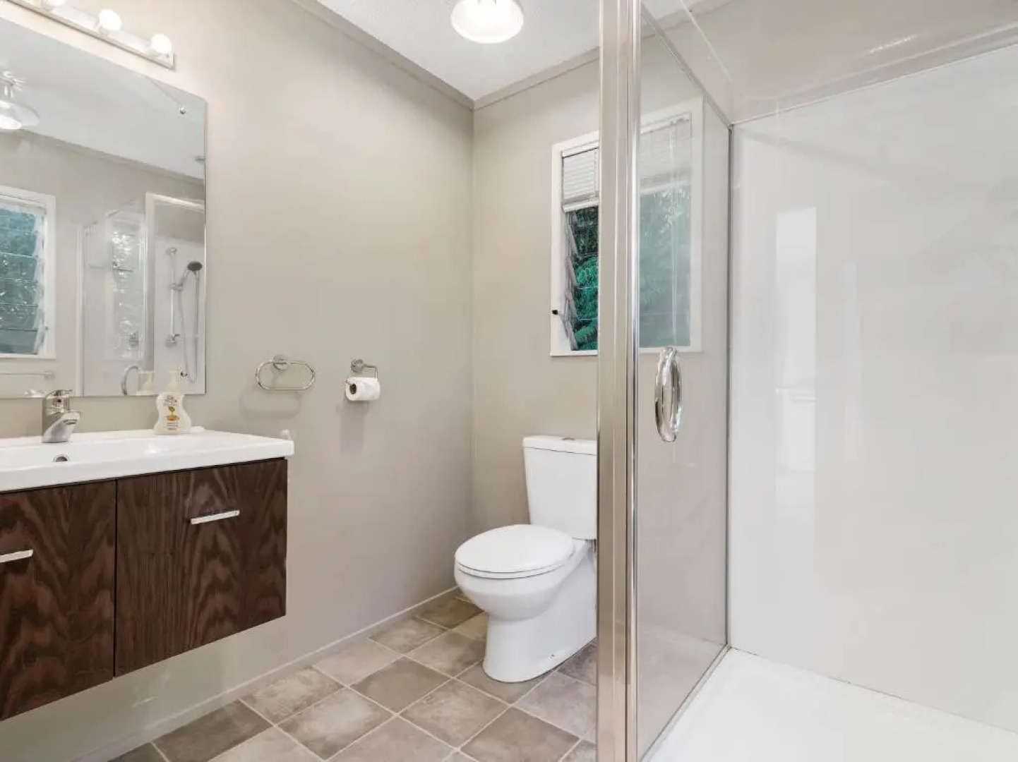 Family Fun at The Lake - Lake Tarawera Holiday Home