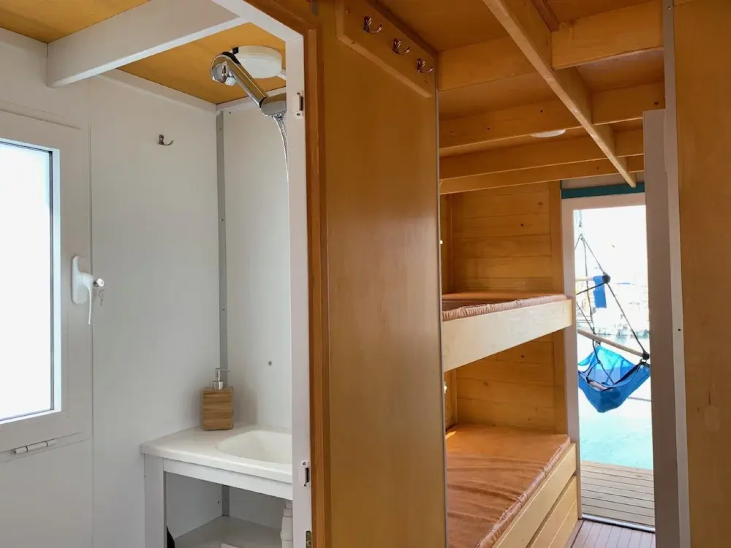 Vintage Classic 70s Boat!