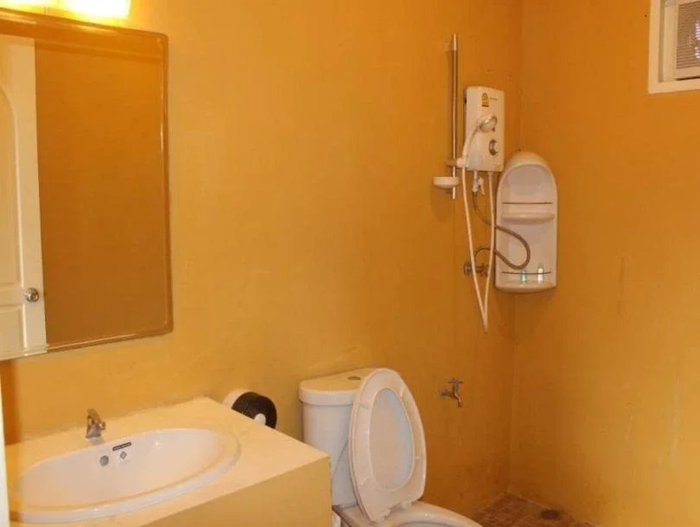 Amigo Saloon Khaoyai Hotel