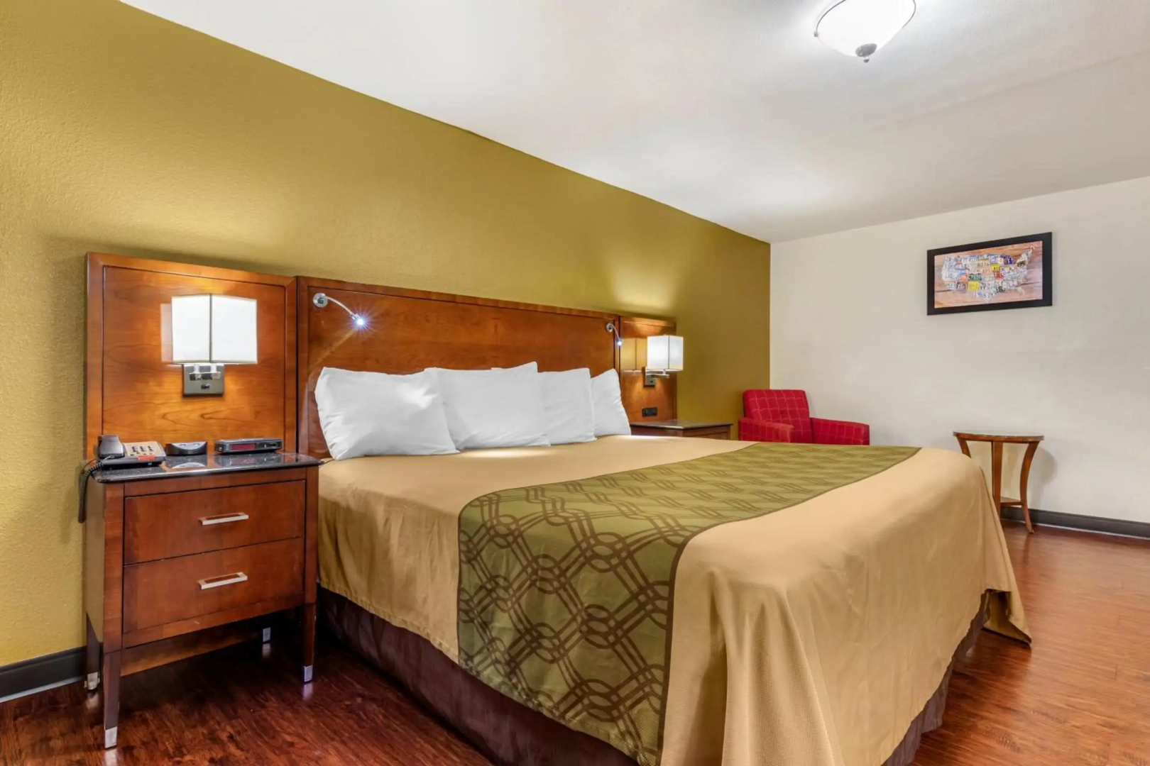 Rose City Inn & Suites