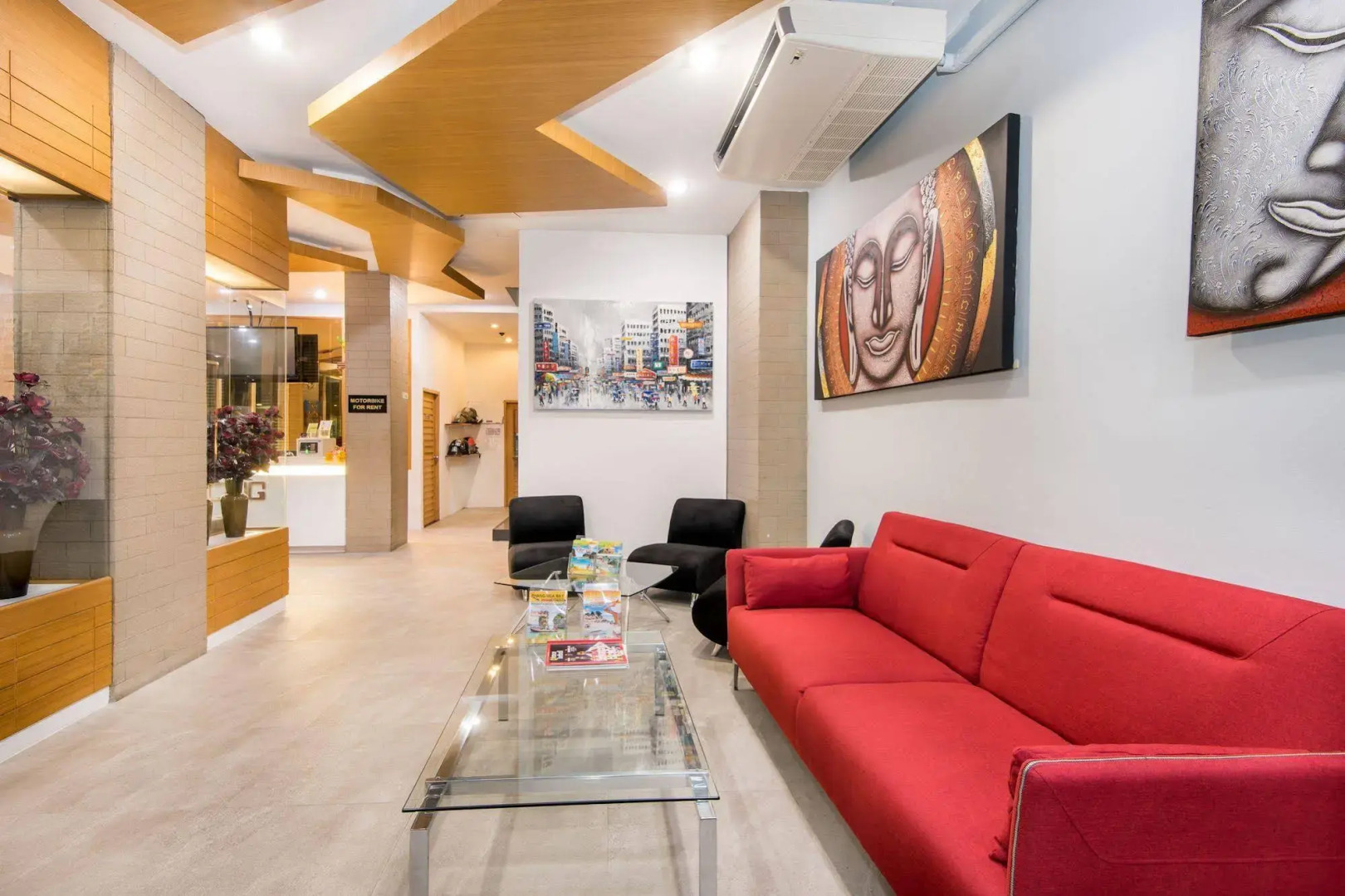 Hallo Patong Hotel & Restaurant