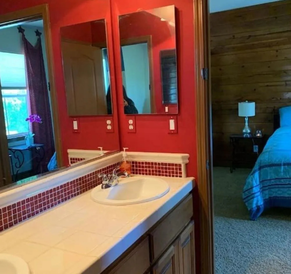 Luxury Custom Home in Oakdale Parkview