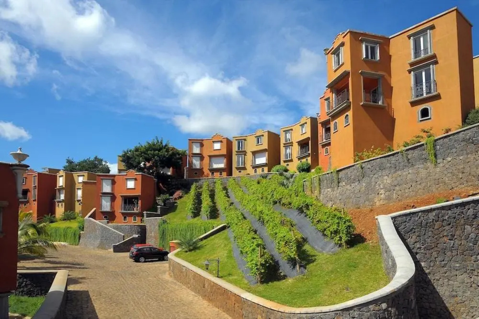 Les Chamblynes Villas At Port Chambly