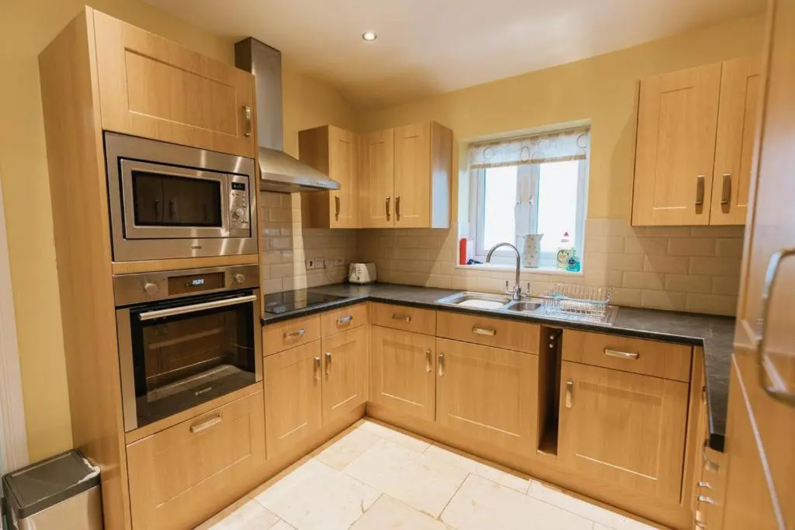 GWYNANT BACH - Cosy 2 Bed Bungalow Cottage in Snowdonia National Park, Conwy, North Wales