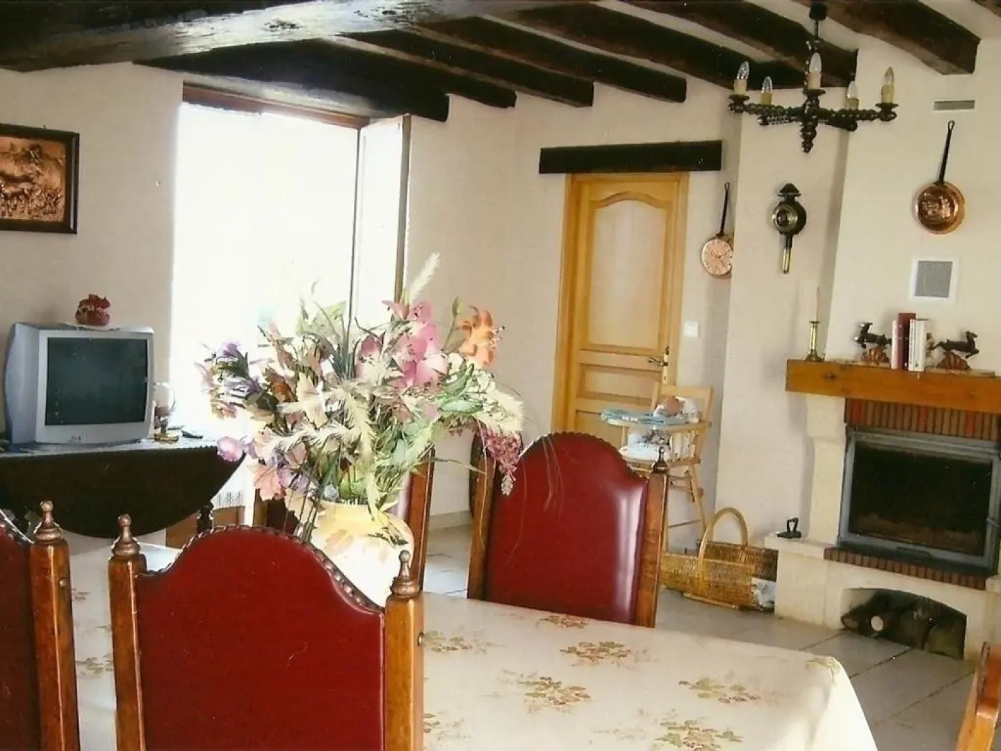 Gîte Verneix, 4 pièces, 6 personnes - FR-1-489-83
