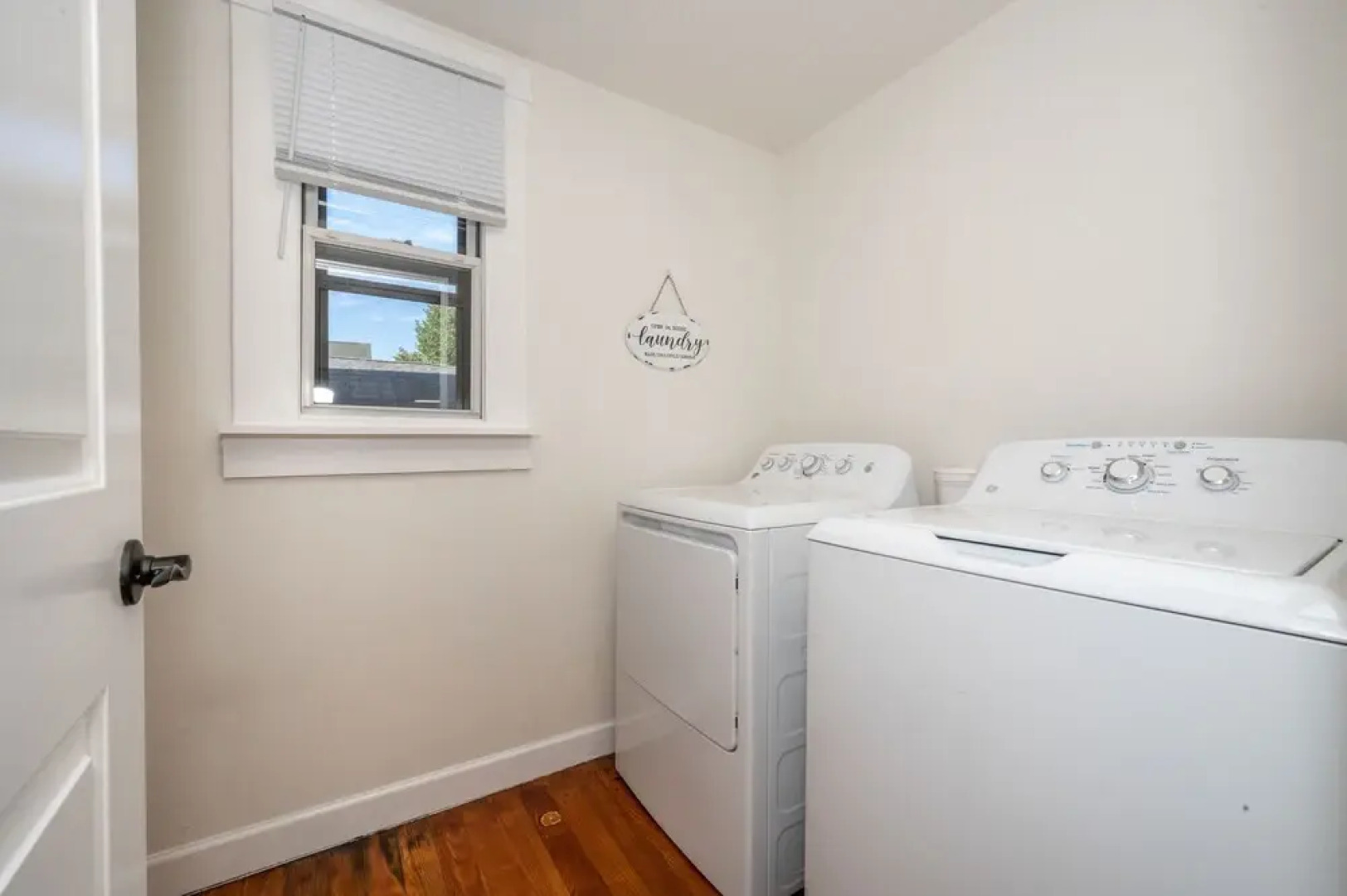 Historic Ludlow Apt B