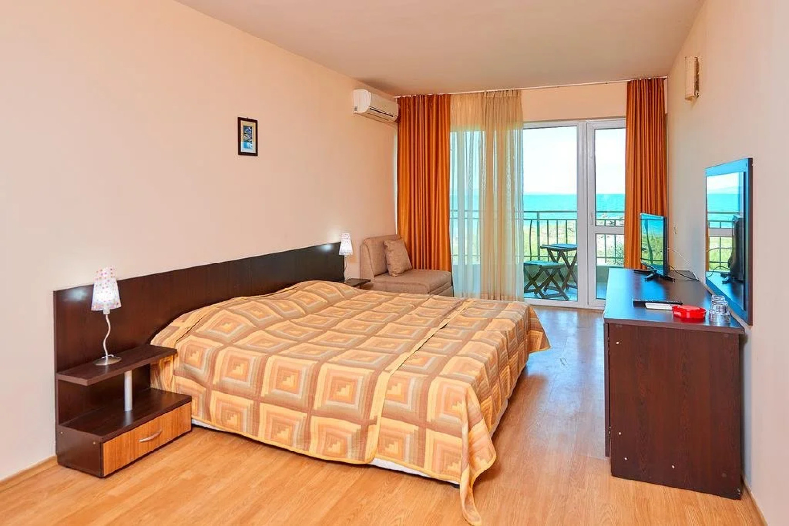 Guest House California