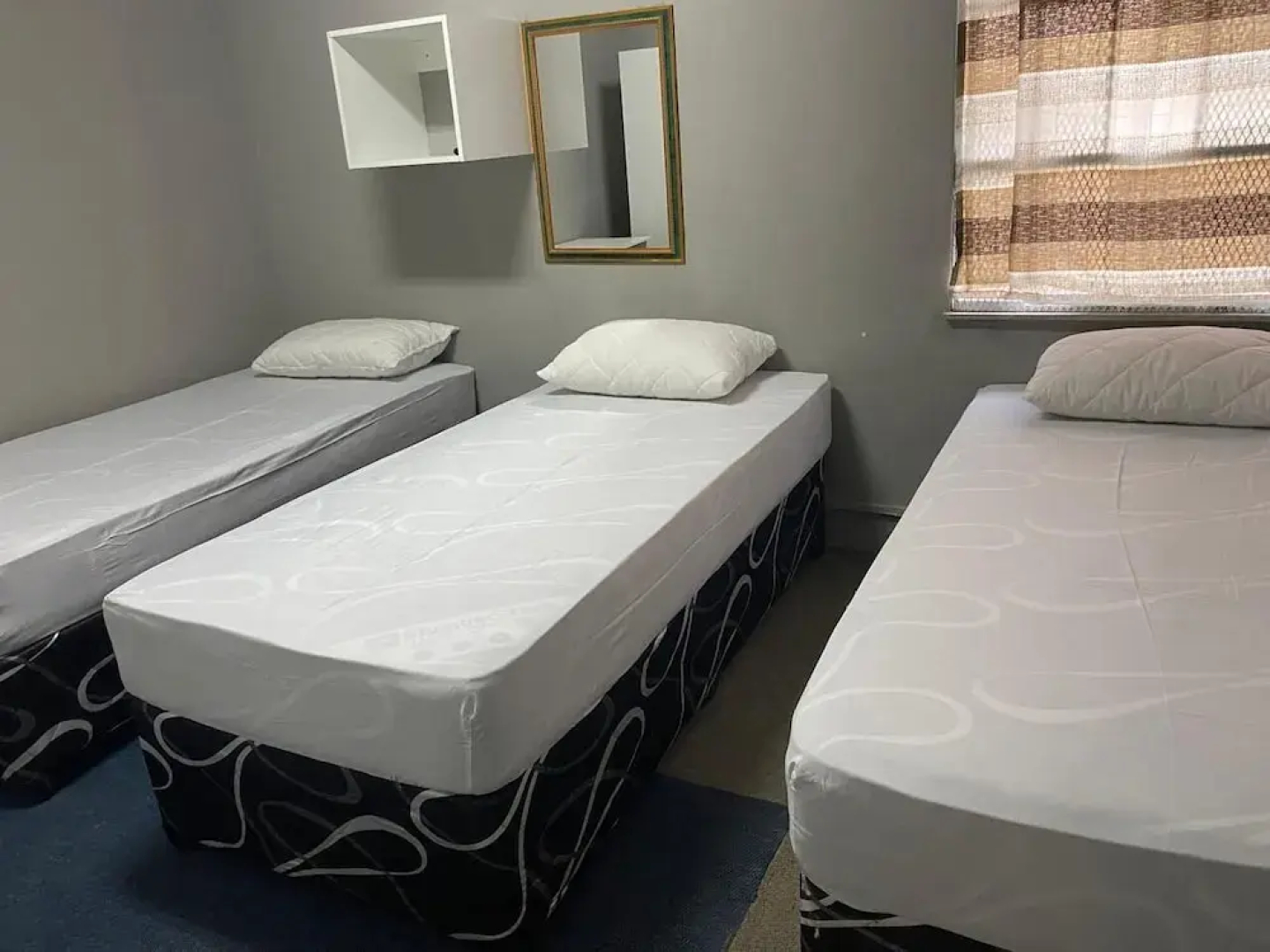 Golden gate guesthouse 0787391431