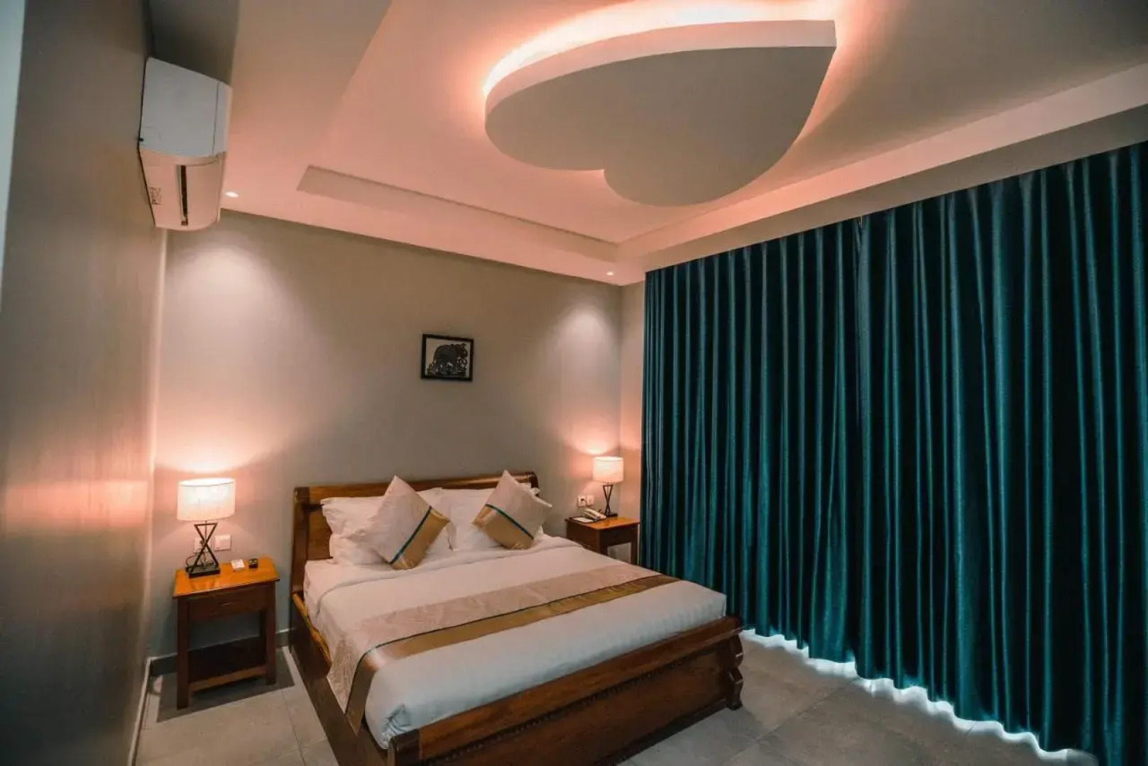 Sokchea Kampot Hotel