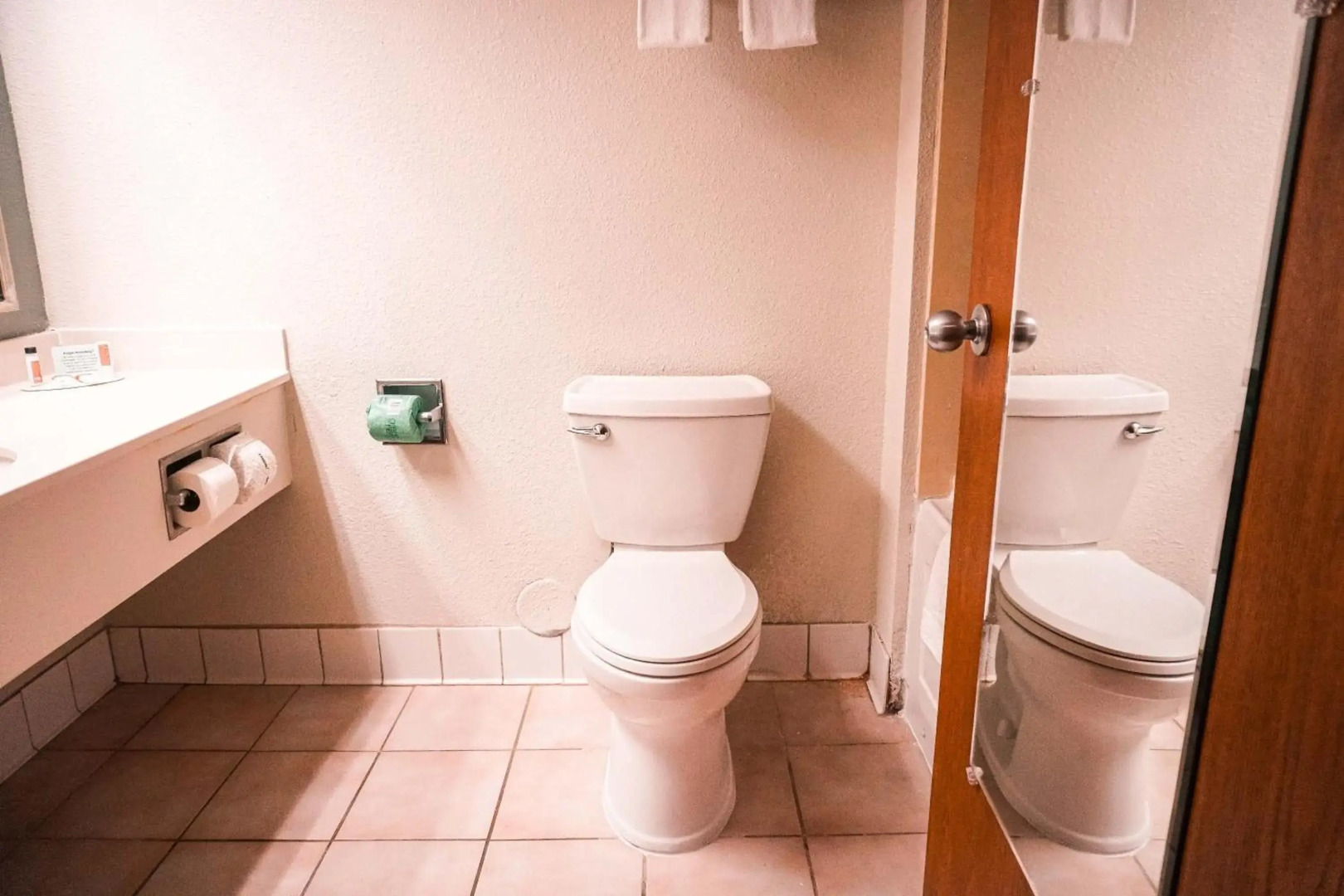 American Inn and Suites Dundee