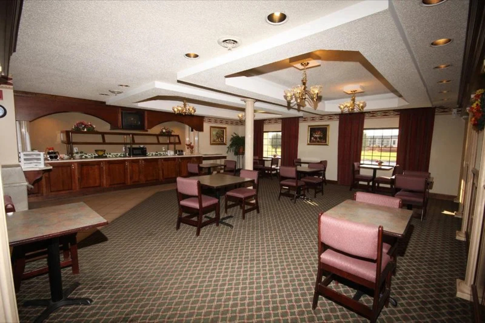 Gateway Inn and Suites