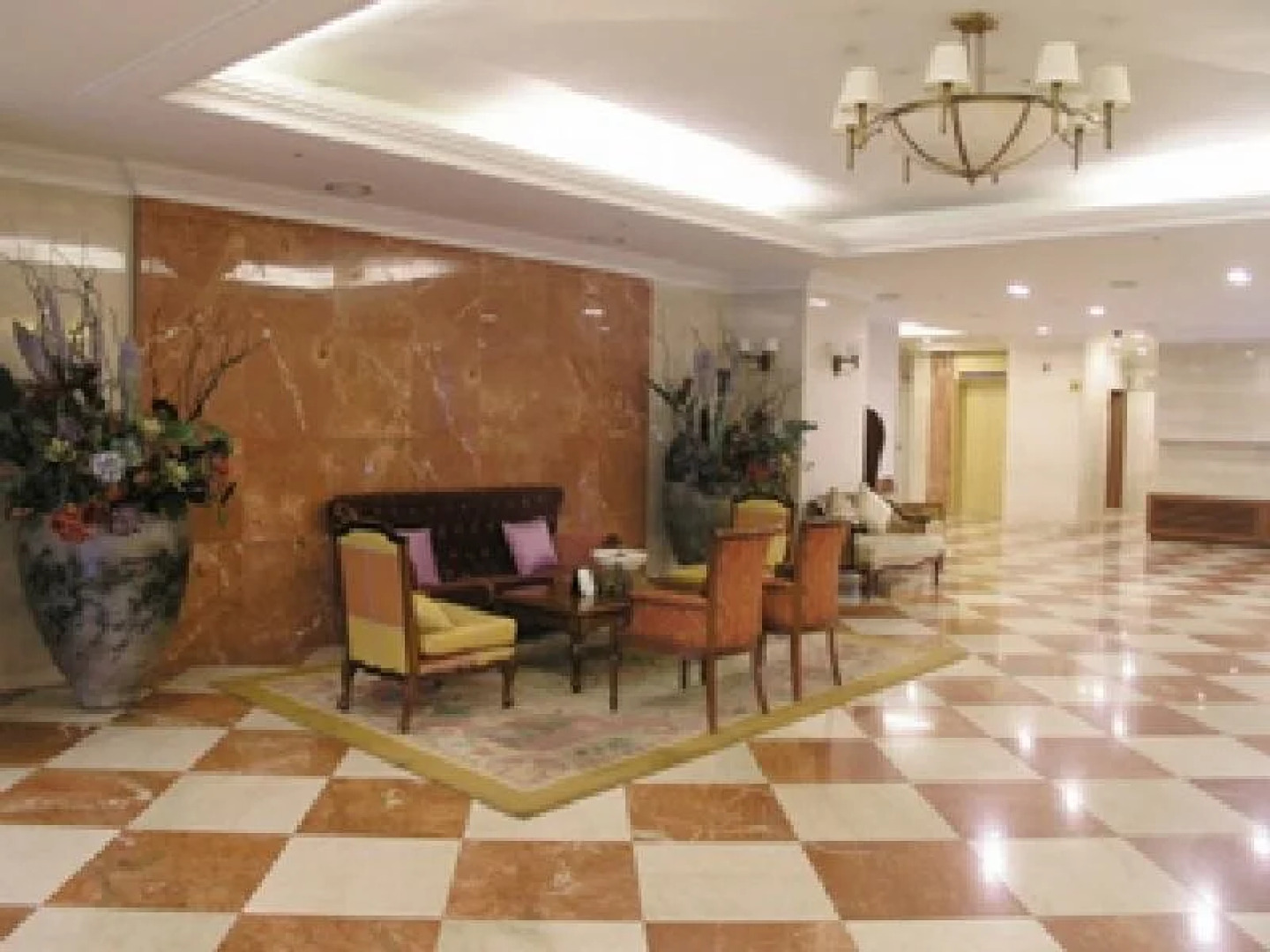 Philemo Tourist Hotel