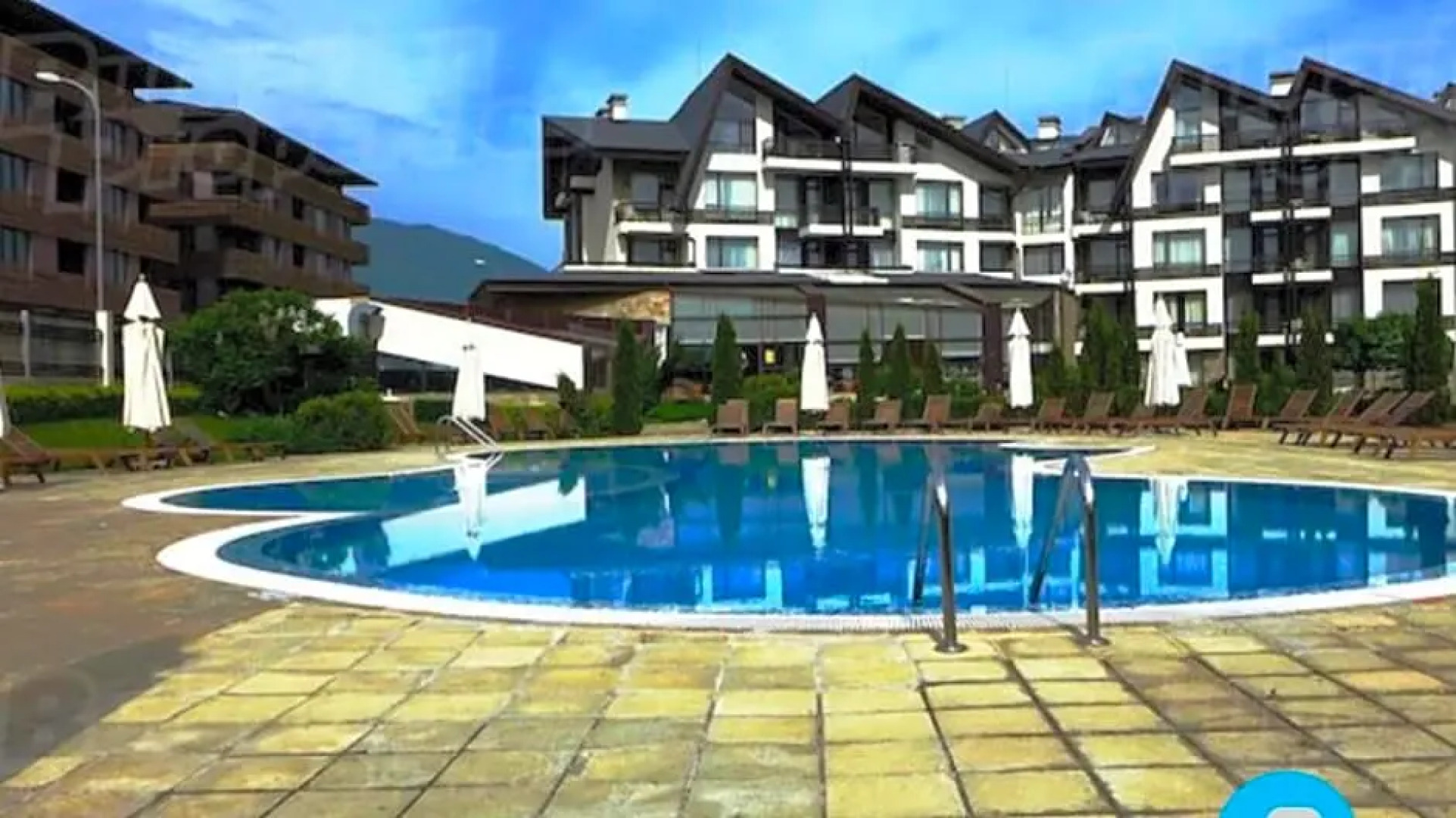 Stylish Studio Apart Aspen Golf Resort