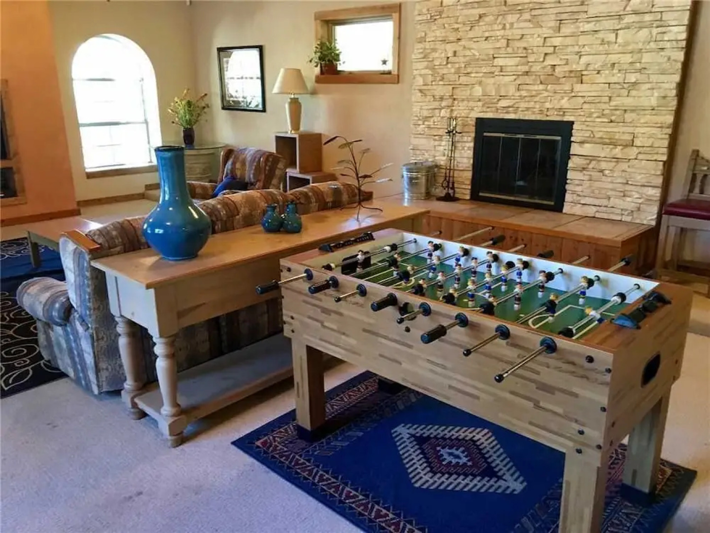 Blue Bear Retreat - Eight Bedroom Cabin