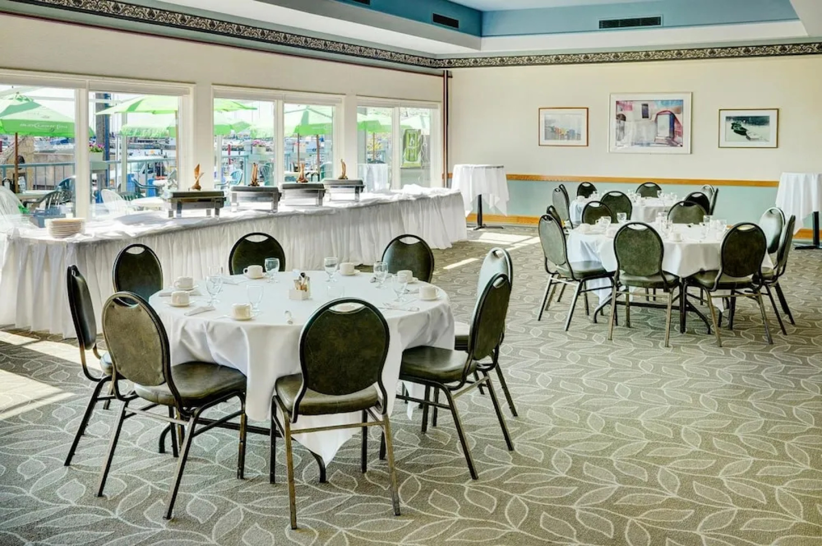 Lakeview Gimli Resort & Conference