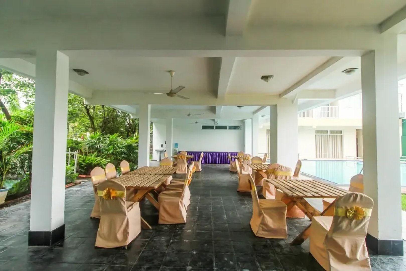 OYO 292 Lake Nest Bolgoda Resort