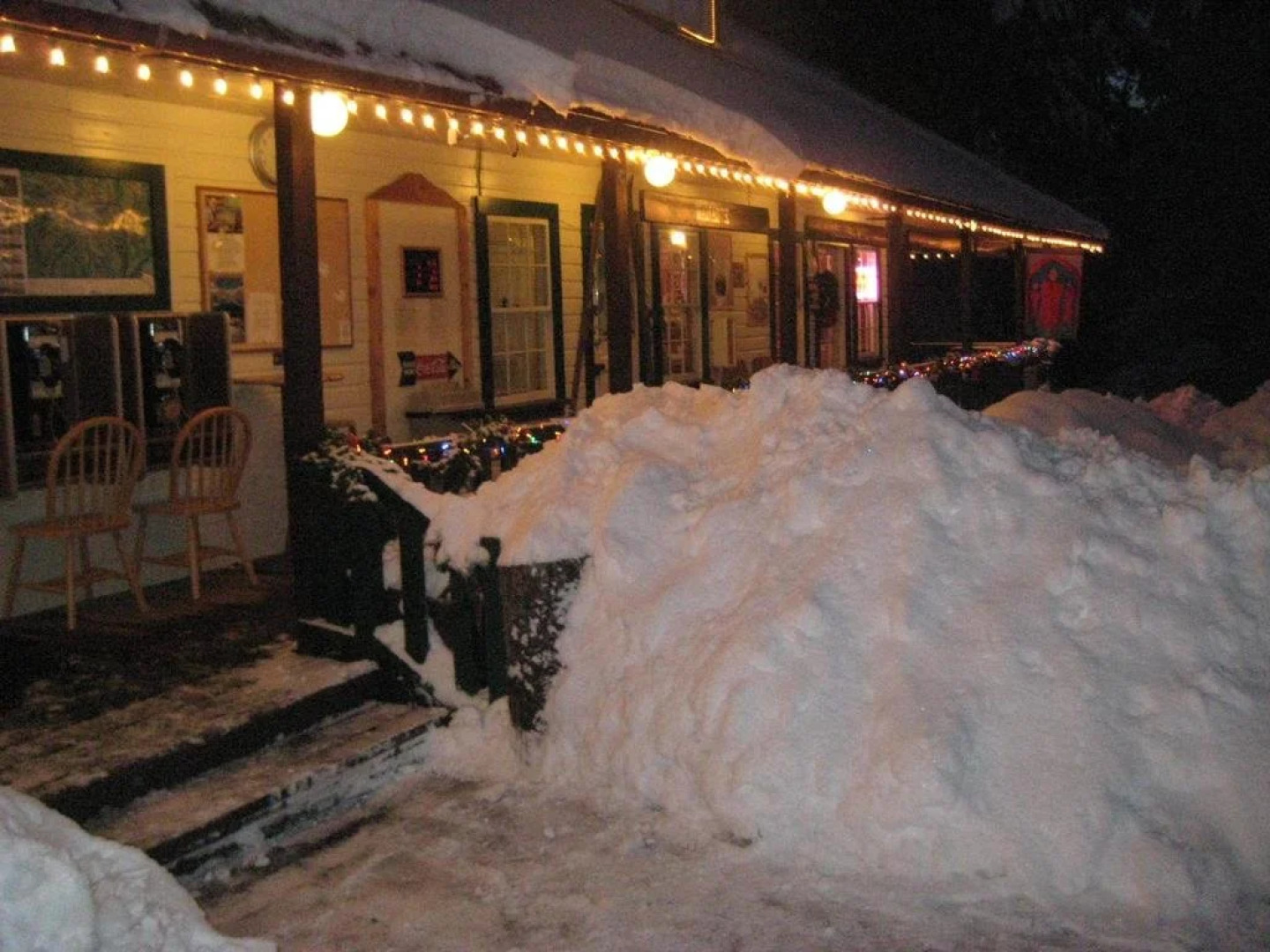 Whittaker's Motel & Historic Bunkhouse