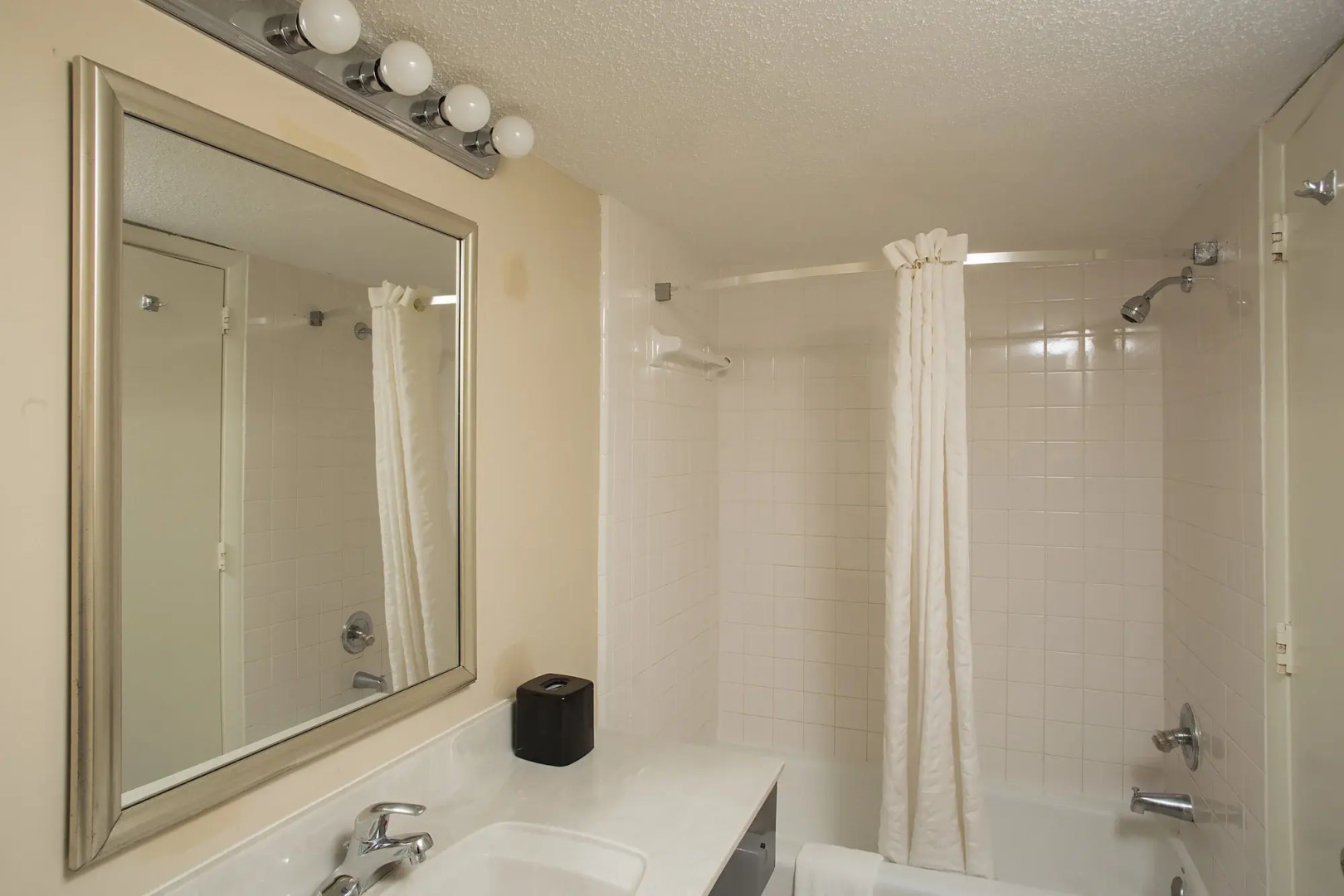 Grande Shores Ocean Resort