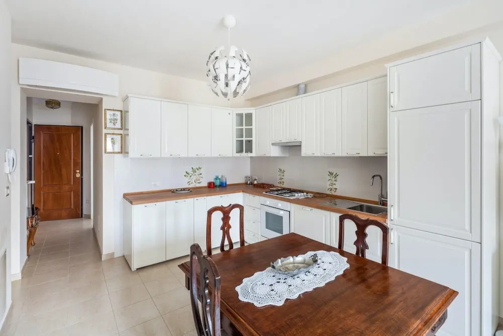 Apartment With 2 Bedrooms in Bovino, With Wonderful City View and Balcony - 80 km From the Beach