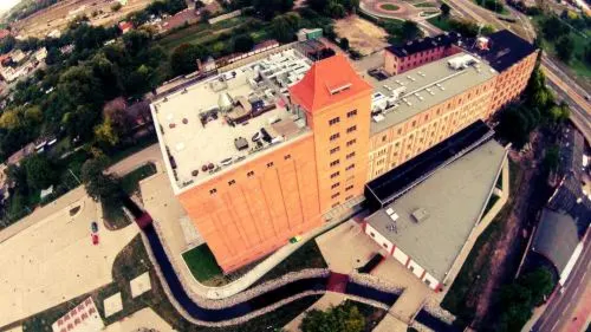 Miedzynarodowe Centrum Spotkan Mlodziezy International Youth Meetings Center