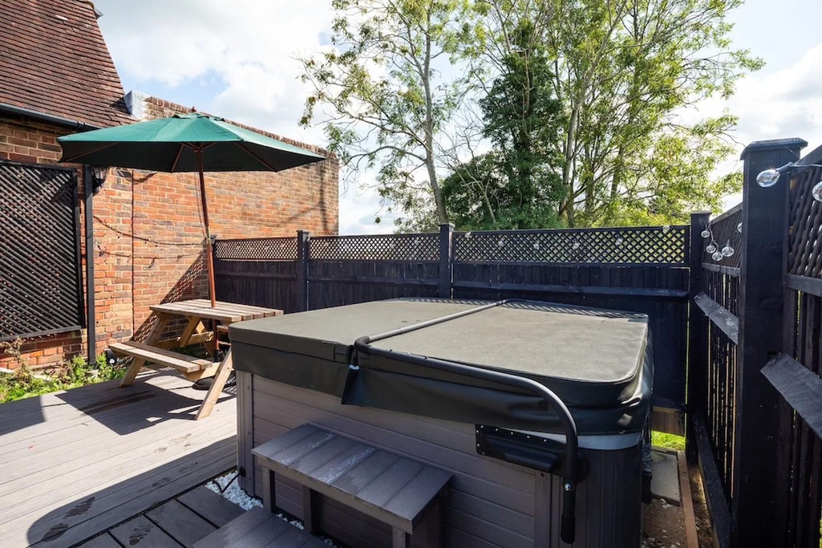 The Cottage at Gildridge Private Hot tub