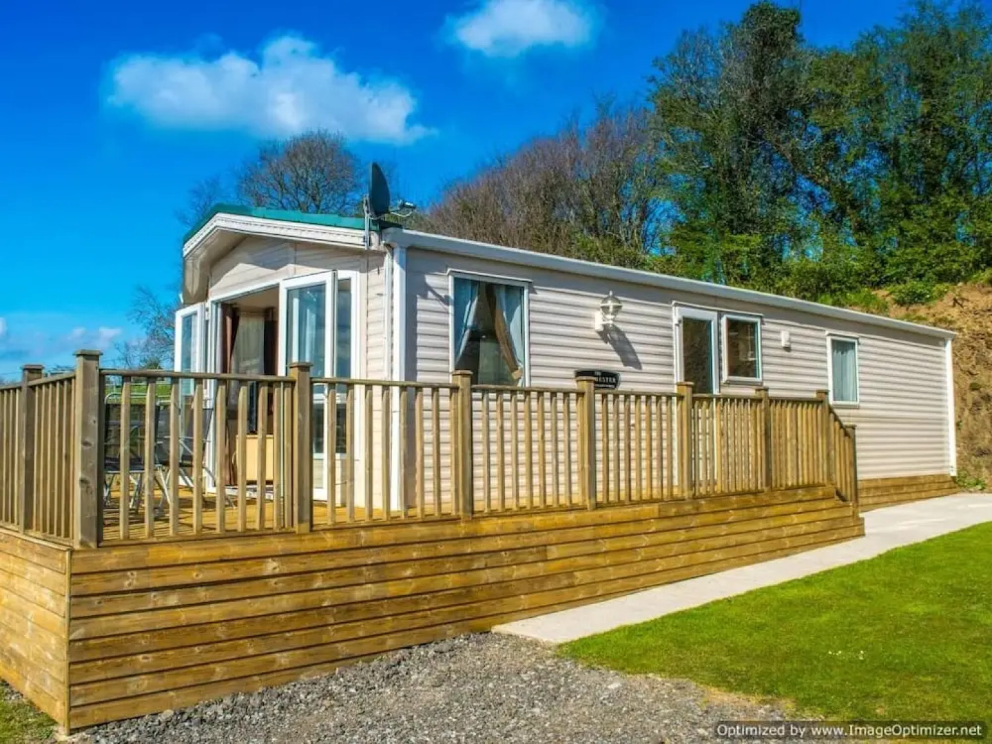 Parkers Farm Cottages and Caravans