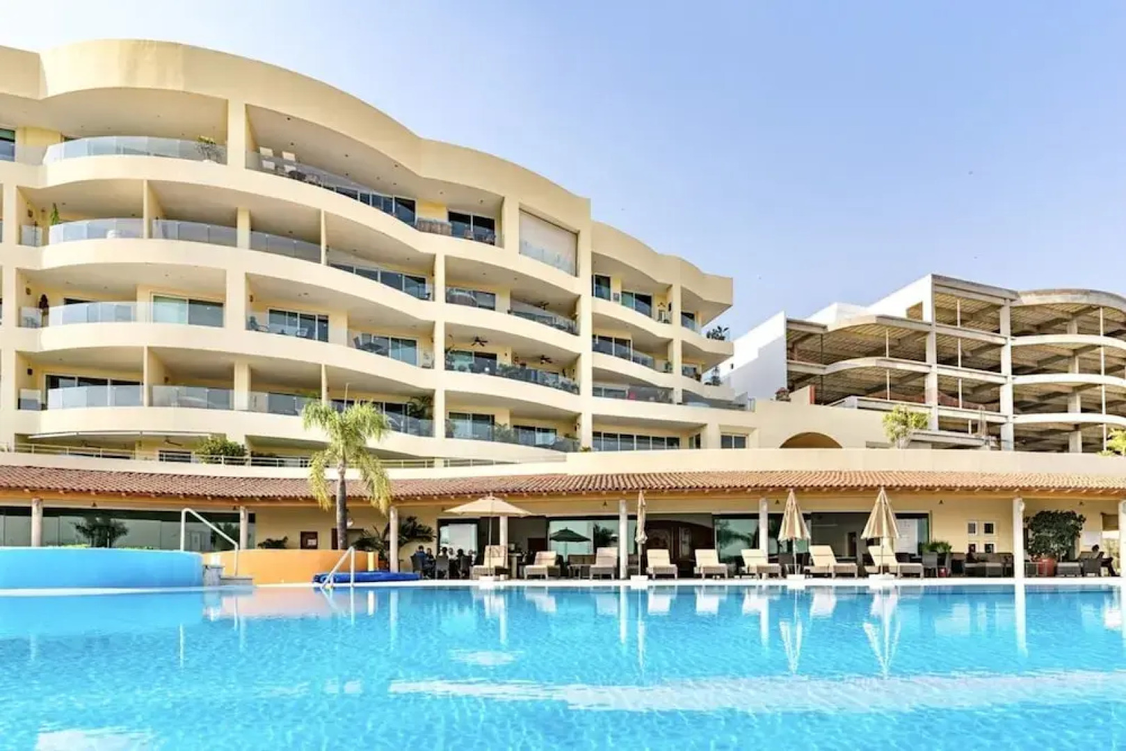 Anana El Dorado 203 Condo With Lake Views Pool