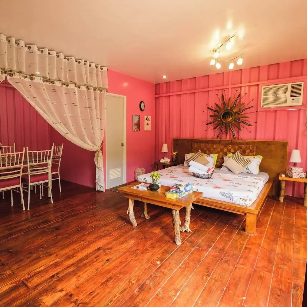 Queens English Garden & Strawberry Farm