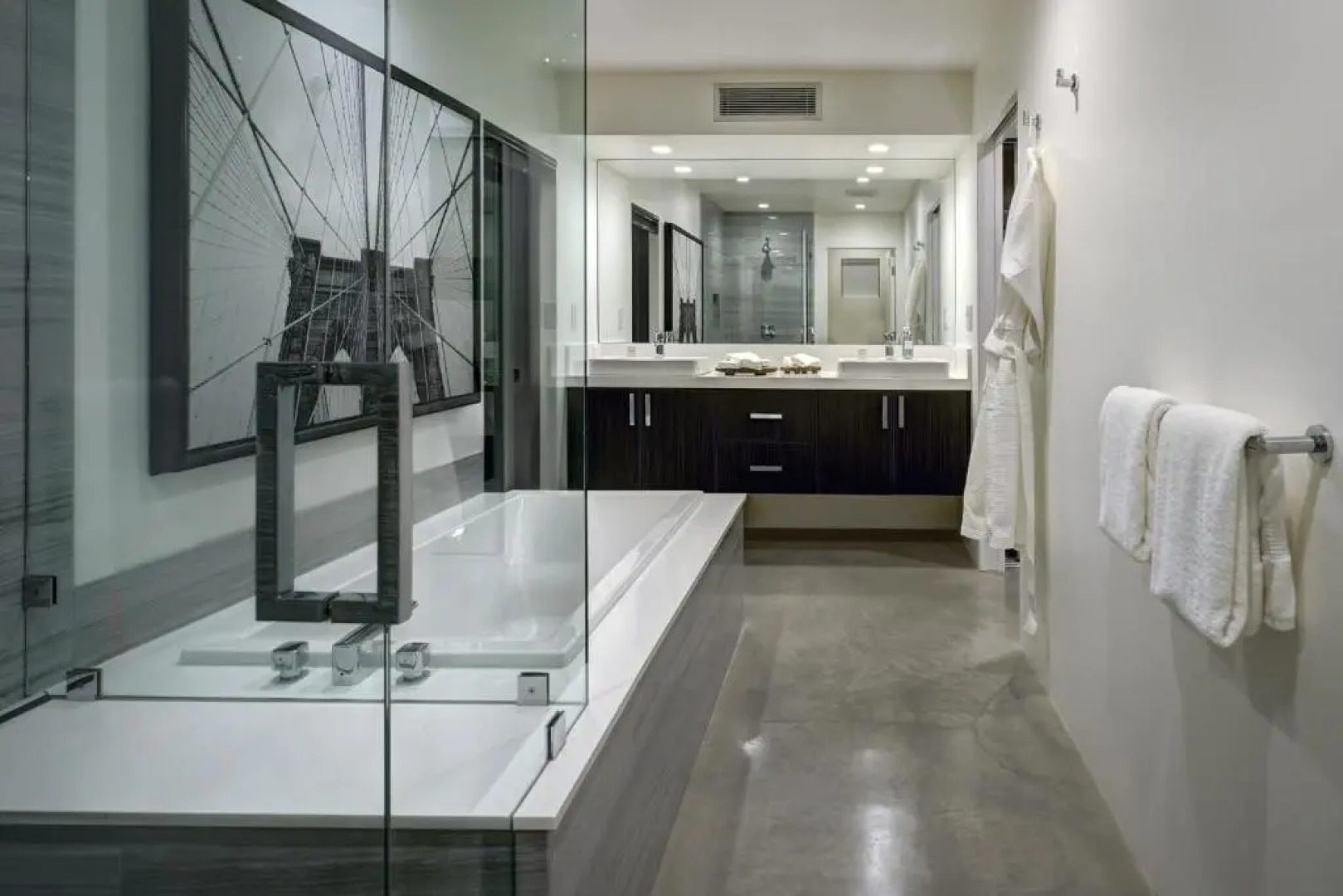 Best in Palm Springs • Featured in Dwell • 5 Bedrooms & All En Suite Baths