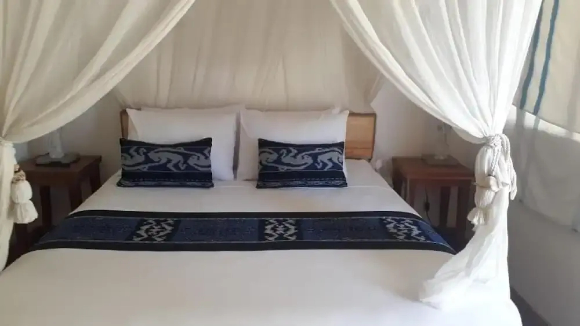 Rua Beach Resort Sumba