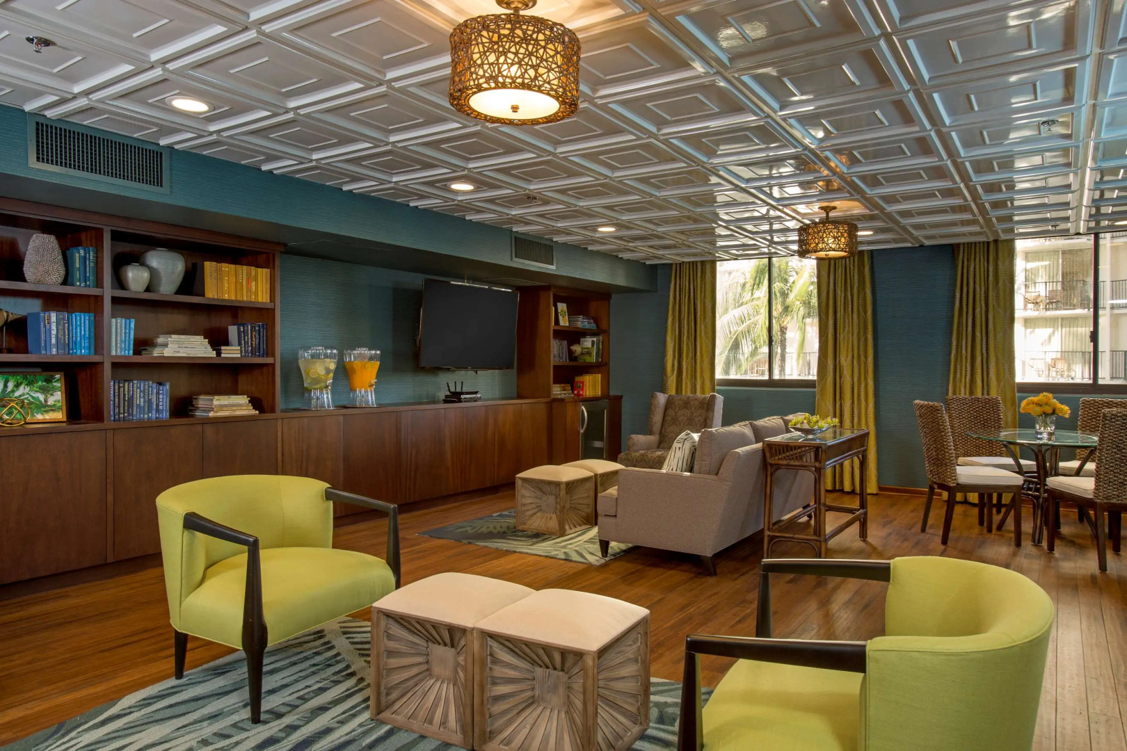 Aston Waikiki Beach Tower