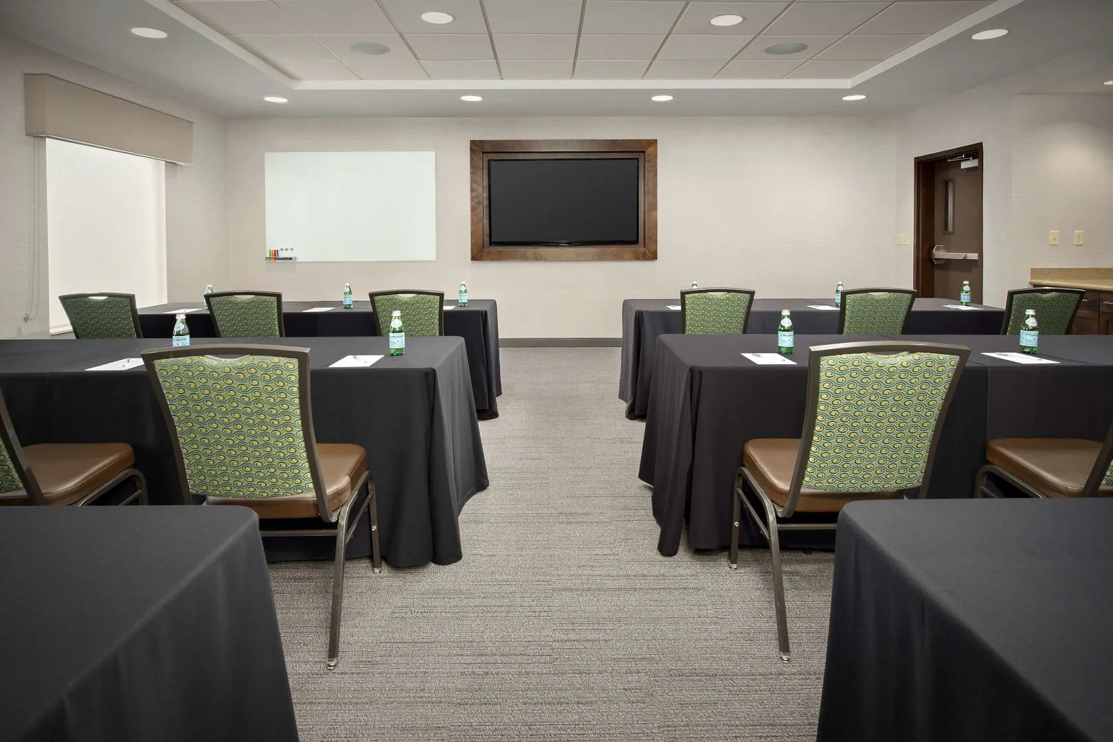 Hampton Inn & Suites Portland/Hillsboro-Evergreen Park