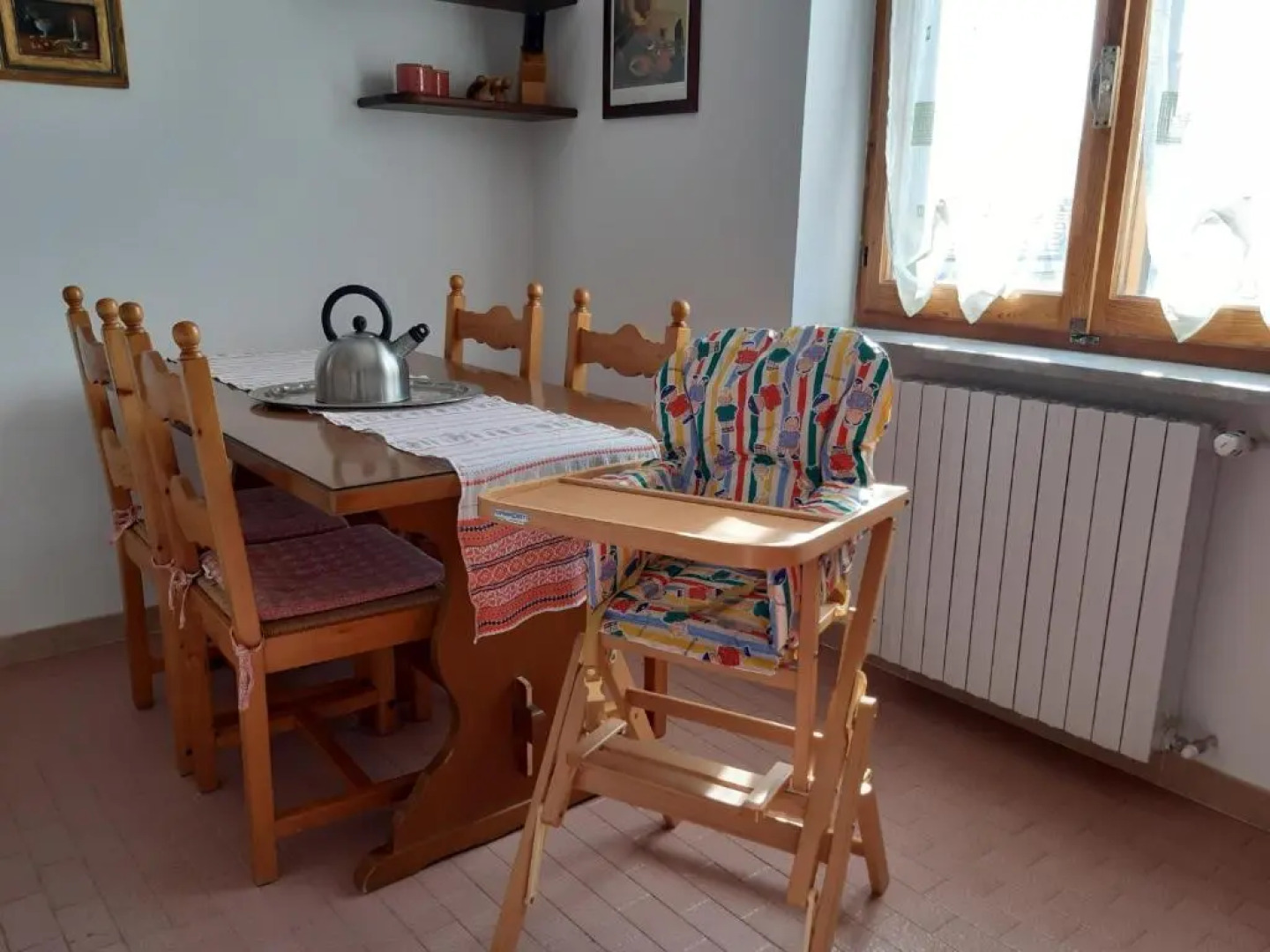 Bilocale Tití, soleggiato con vista montagne