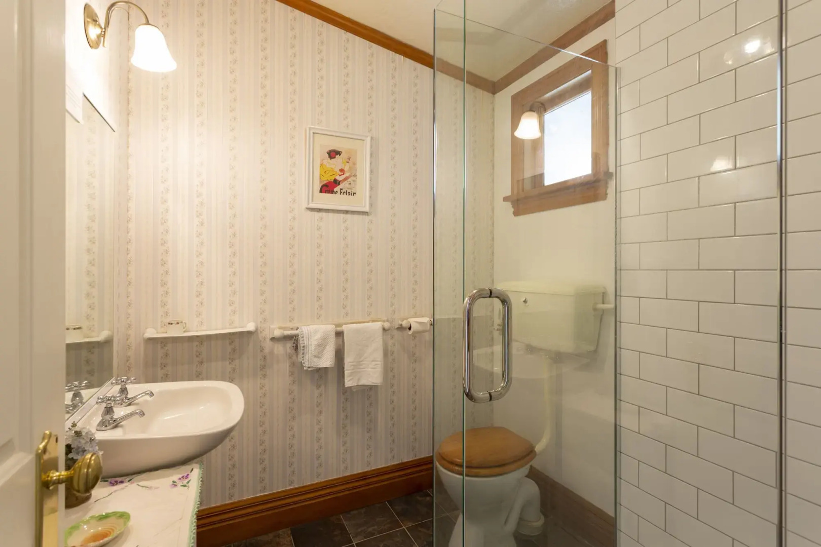 Settlers Cottage Motel