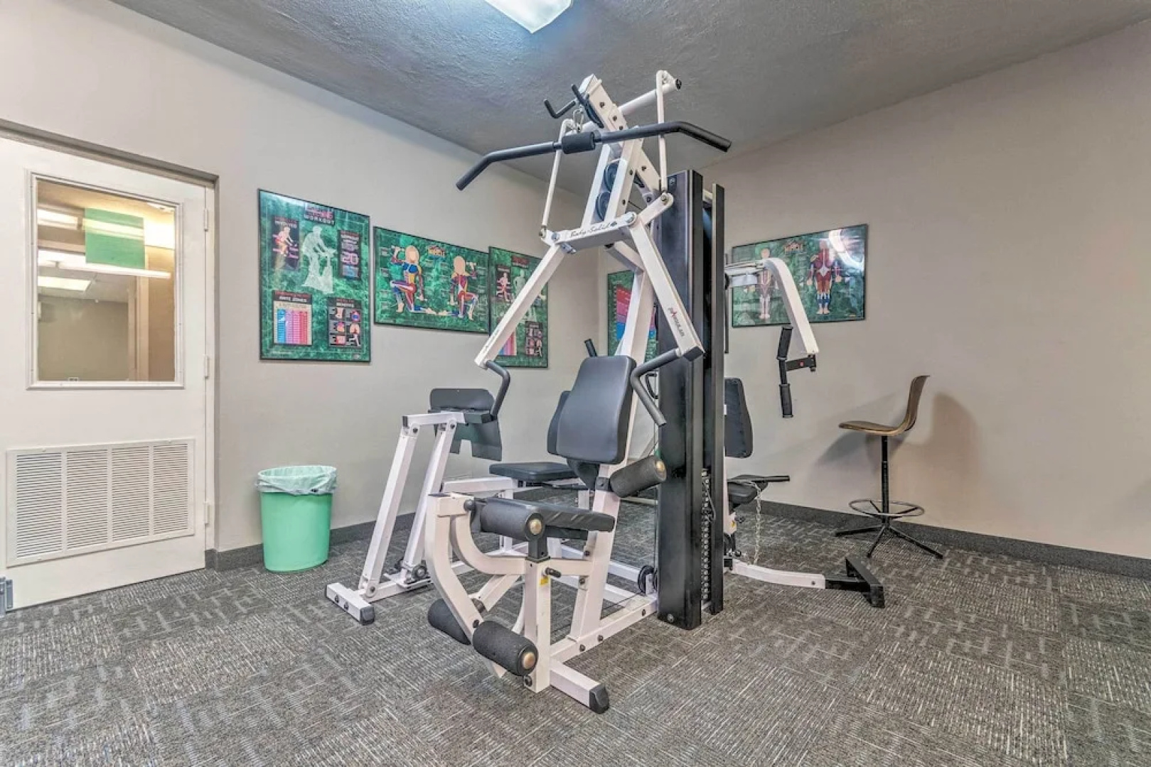 Stunning Hot Springs Condo on Lake Hamilton!