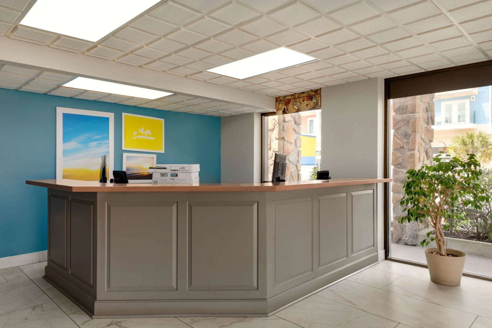 Days Inn by Wyndham Myrtle Beach-Beach Front