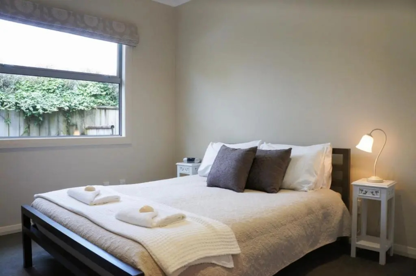 Relax On Richmond - Modern Large Beach House