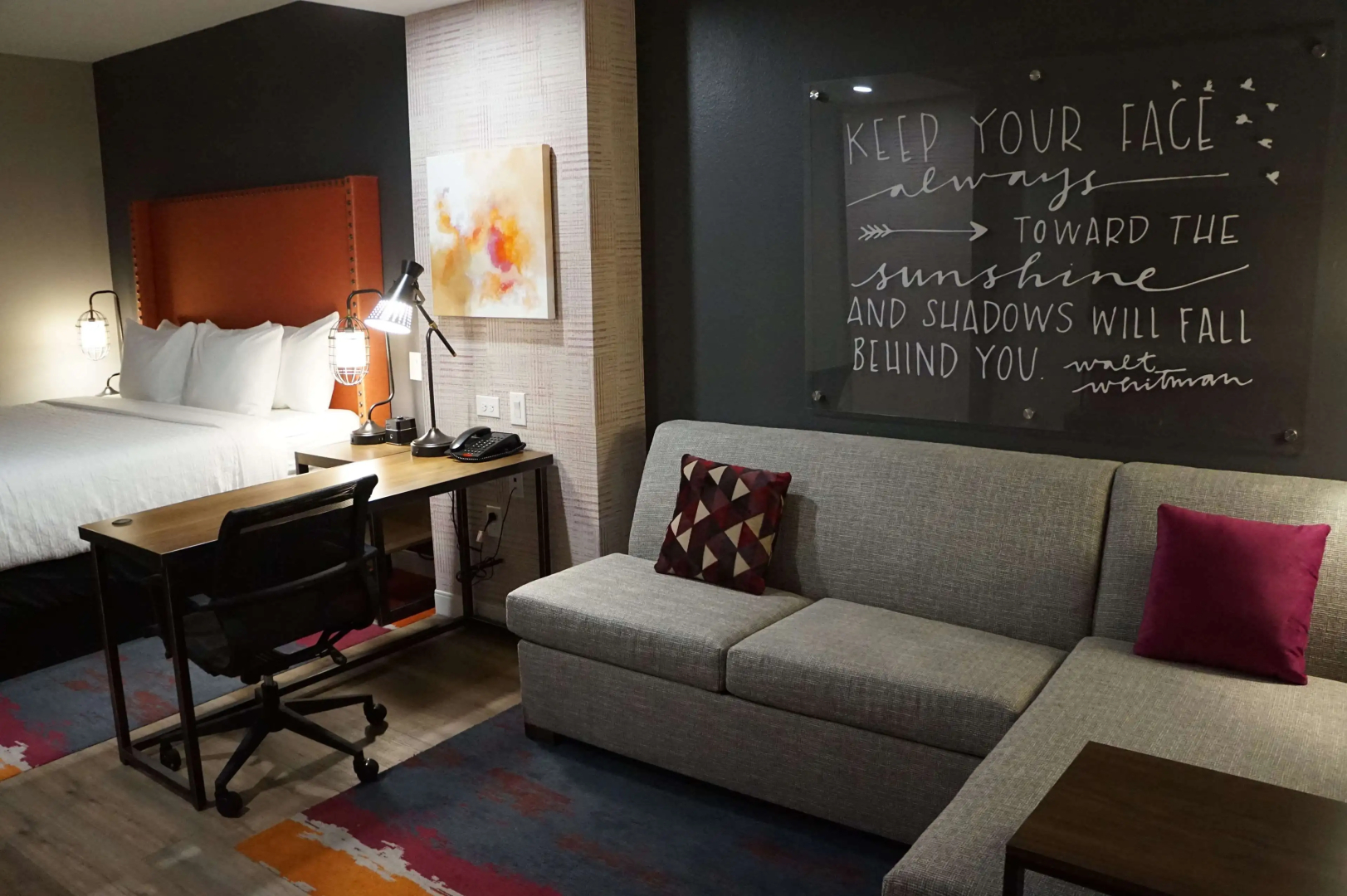 La Quinta Inn & Suites by Wyndham Lewisville
