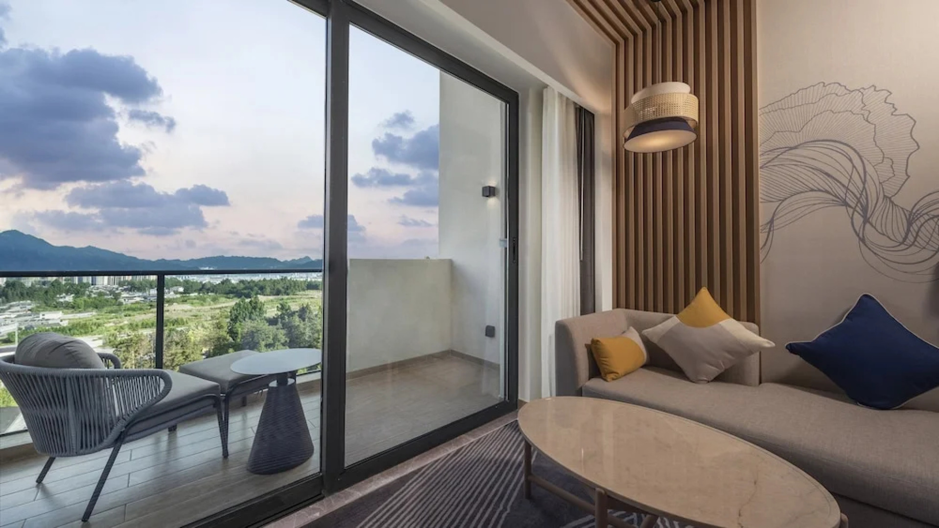 Holiday Inn Express Tengchong Hot Spring by IHG