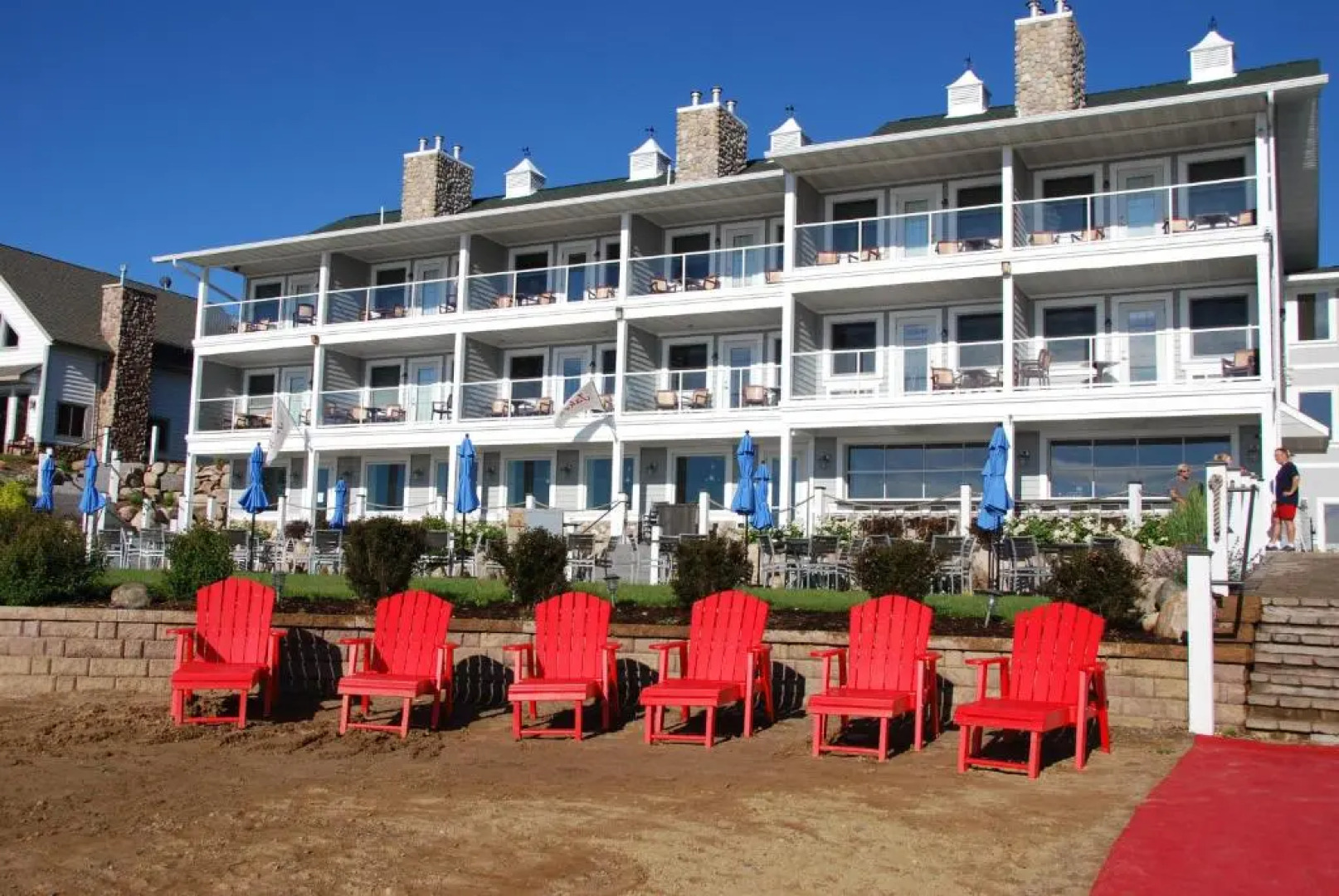 Quarterdeck Resort & Restaurant