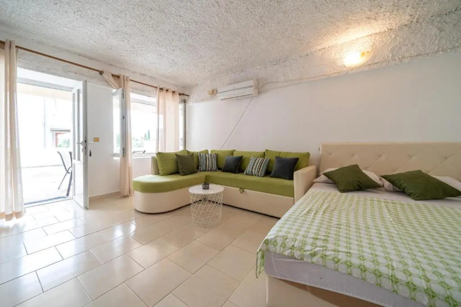 Guest House Ana