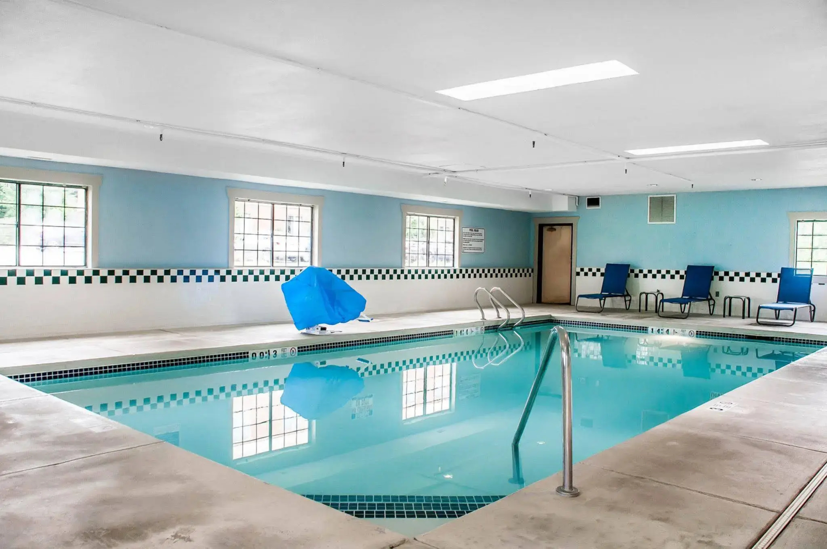 Comfort Inn & Suites Hamburg - Buffalo South