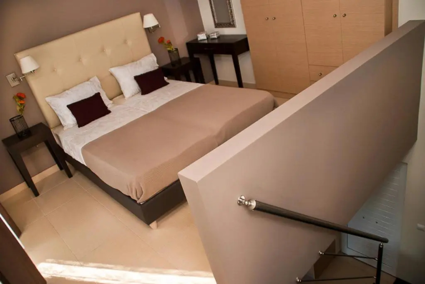 2 min drive to Haraki Beach & 10 to Lindos