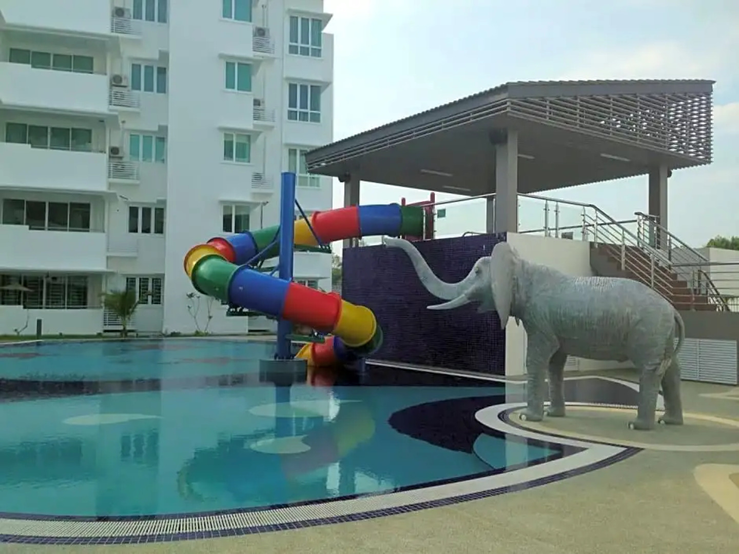 Homelite Resort water theme park condominium
